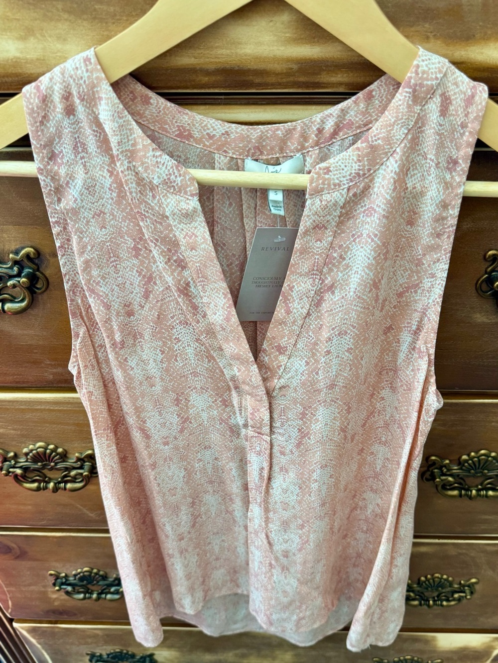 Joie 100% Silk Blush Pink Snake Print Sleeveless Blouse Size Small